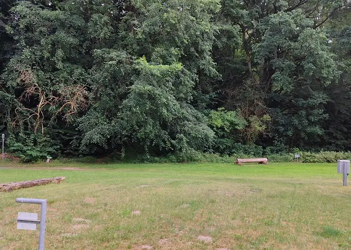 !nur Stellplatz! Wohnwagen- & Mobil Und Zelt Stellplatz 