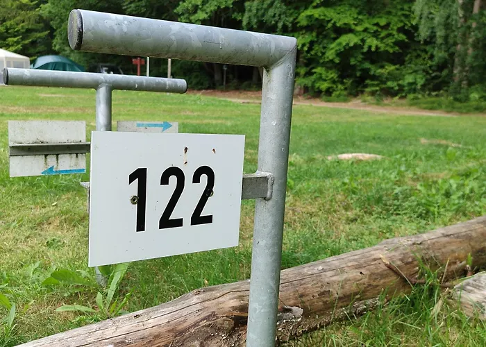 Camping !nur Stellplatz! Wohnwagen- & Mobil Und Zelt Stellplatz 